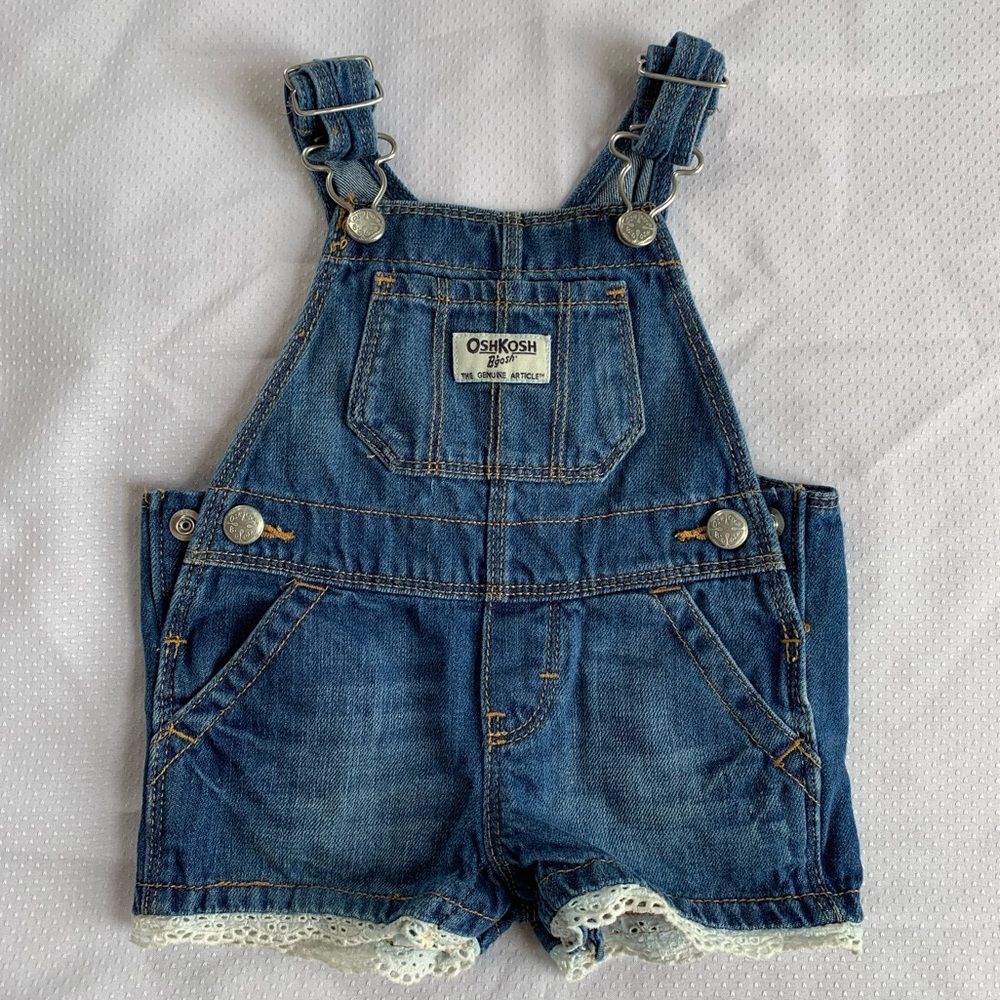 ✨SOLD✨ 6M OshKosh B’gosh Baby Overall Shorts with Lace Trim